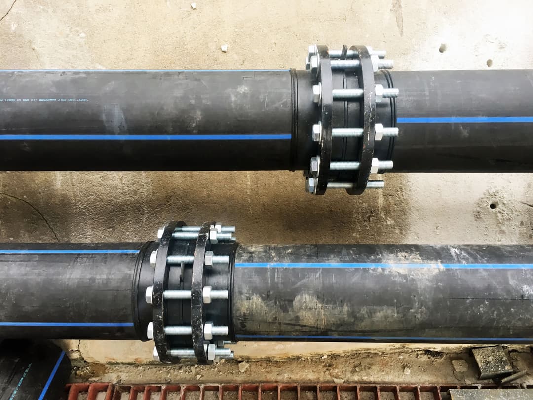 Polyethylene (PE) pipelines